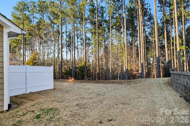 5252 Admirals Landing, Lancaster, SC 29720