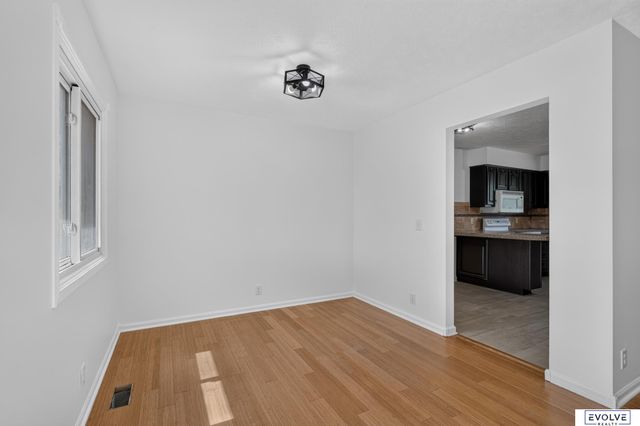 2103 Whitted Drive, Bellevue, NE 68123
