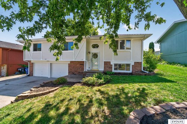 2103 Whitted Drive, Bellevue, NE 68123