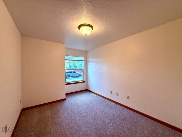 4662 Glenwood Drive, Bozeman, MT 59718