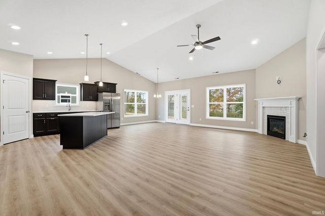 14138 Hughies Cove, Fort Wayne, IN 46845