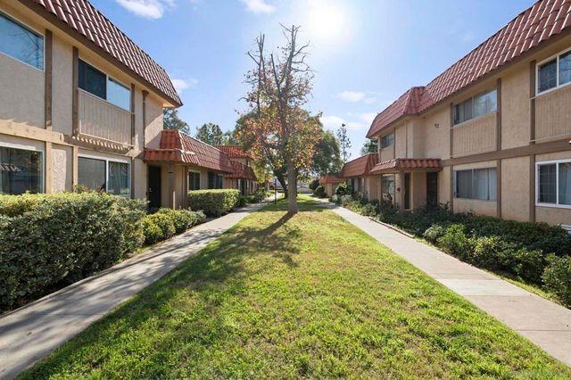 910 N N Fig St D, Escondido, CA 92026