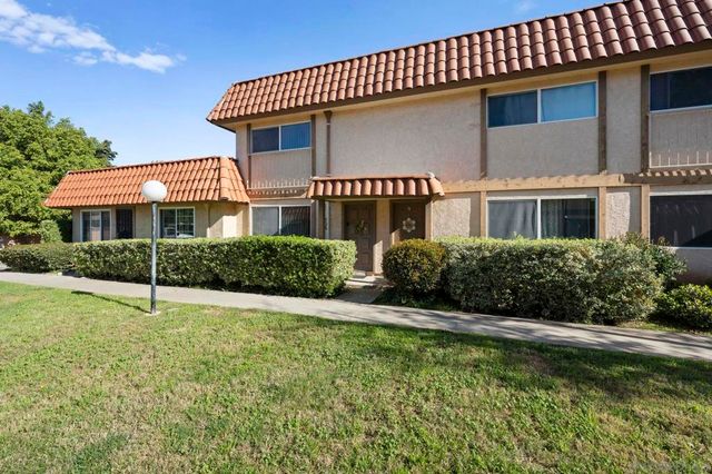 910 N N Fig St D, Escondido, CA 92026