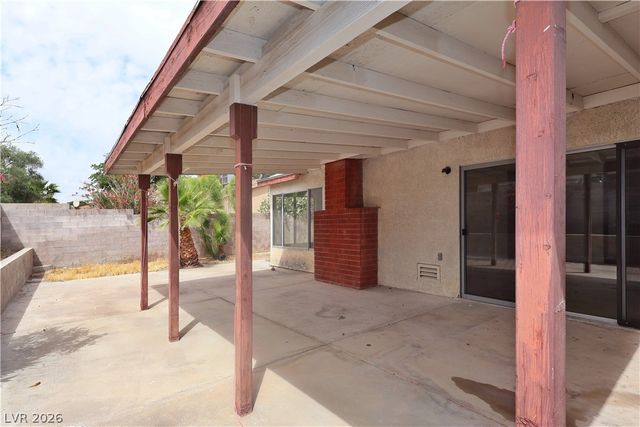 7015 Quarry Drive, Las Vegas, NV 89147