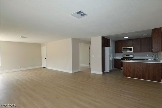 7015 Quarry Drive, Las Vegas, NV 89147