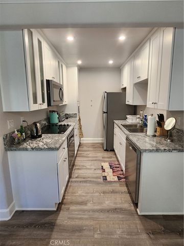 8515 Villa La Jolla F, La Jolla, CA 92037