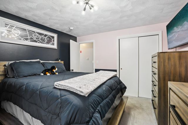 23 Wymans Landing, Danville, NH 03819