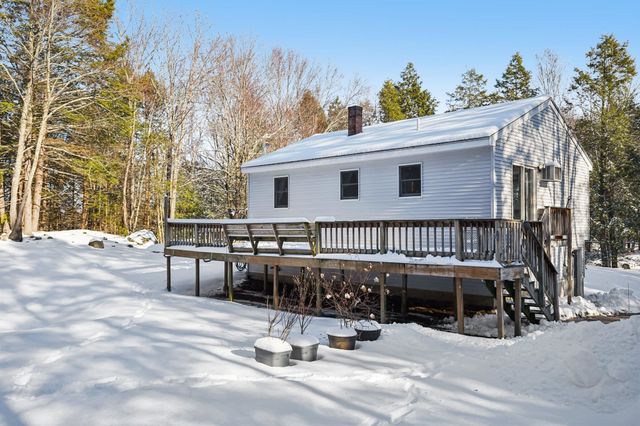 23 Wymans Landing, Danville, NH 03819