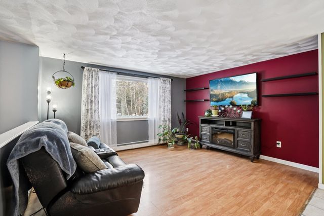 23 Wymans Landing, Danville, NH 03819