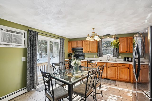 23 Wymans Landing, Danville, NH 03819