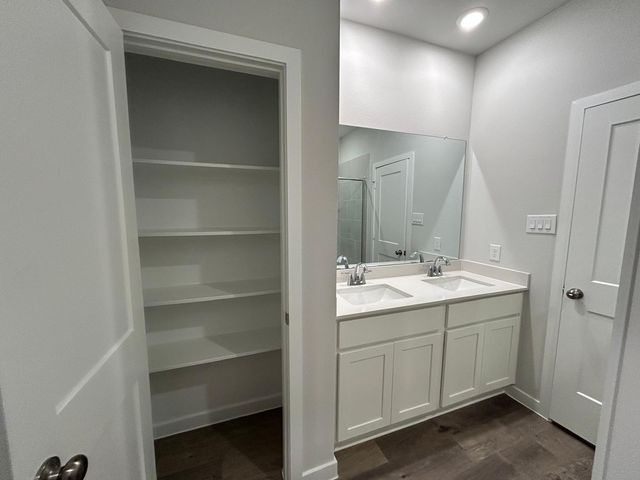 7922 Alset Drive, Magnolia, TX 77354