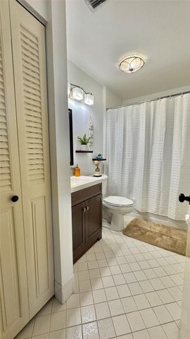 8090 Ambach Way 13-B, Hypoluxo, FL 33462