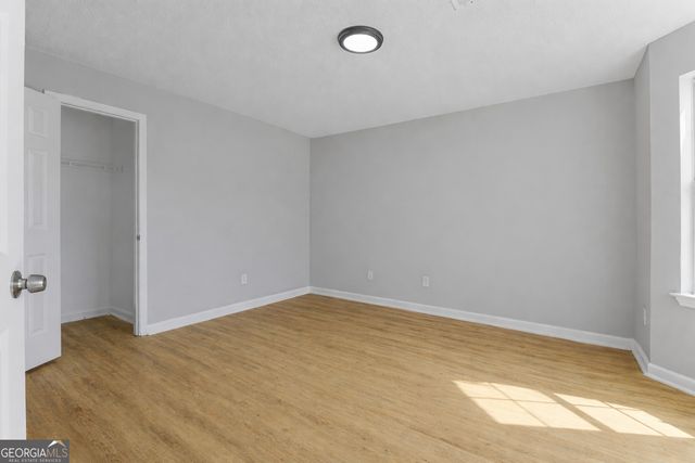 2124 Hairston Creek Parkway, Decatur, GA 30035