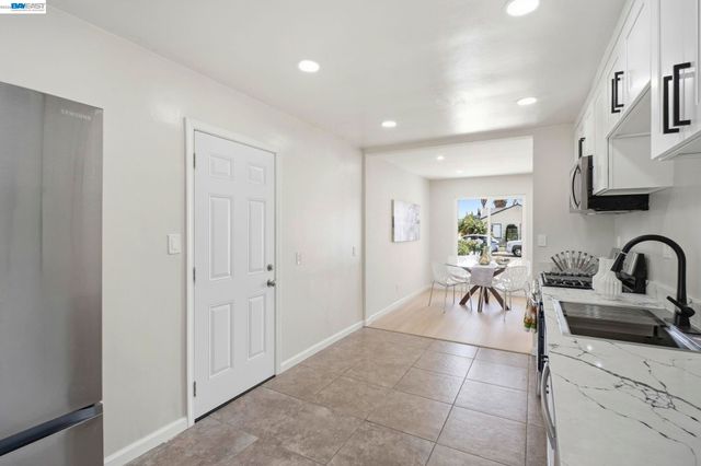 937 Neil Way, Hayward, CA 94545