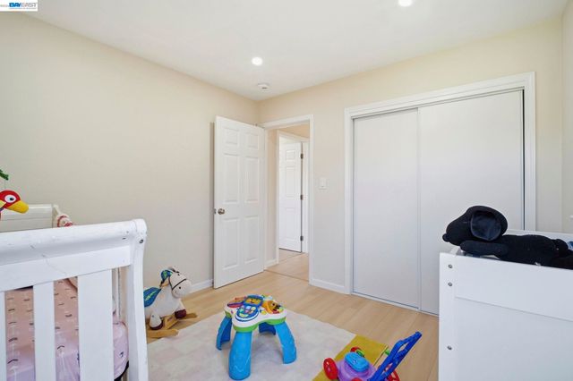 937 Neil Way, Hayward, CA 94545