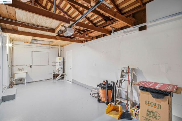 937 Neil Way, Hayward, CA 94545