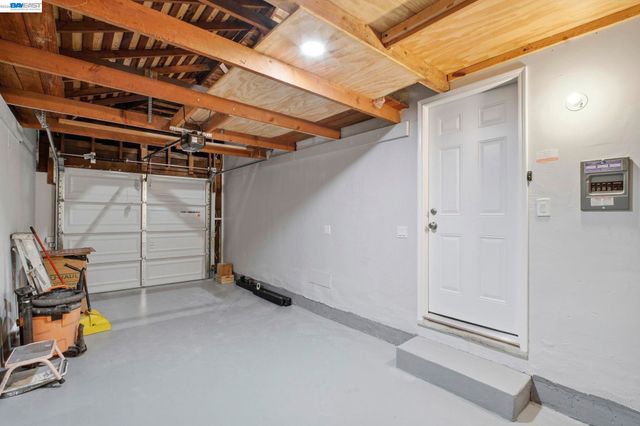 937 Neil Way, Hayward, CA 94545