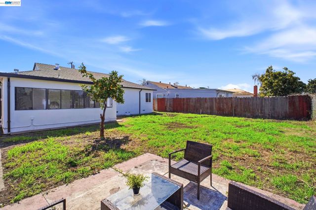 937 Neil Way, Hayward, CA 94545