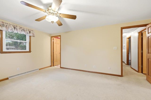 16200 Tomahawk TRAIL, Brookfield, WI 53005