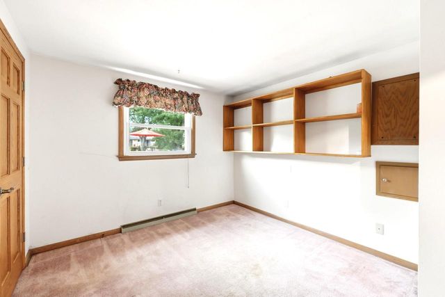 16200 Tomahawk TRAIL, Brookfield, WI 53005