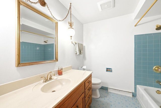 16200 Tomahawk TRAIL, Brookfield, WI 53005