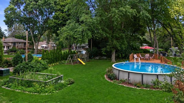16200 Tomahawk TRAIL, Brookfield, WI 53005
