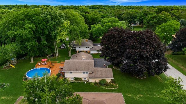 16200 Tomahawk TRAIL, Brookfield, WI 53005