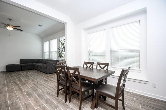 1219 Carswell Grove Drive, Missouri City, TX 77459