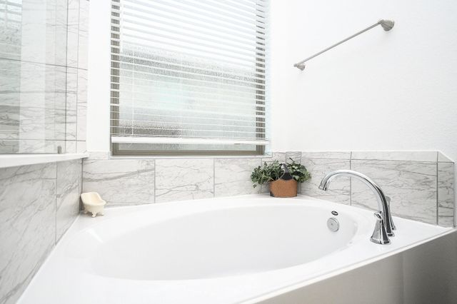 1219 Carswell Grove Drive, Missouri City, TX 77459