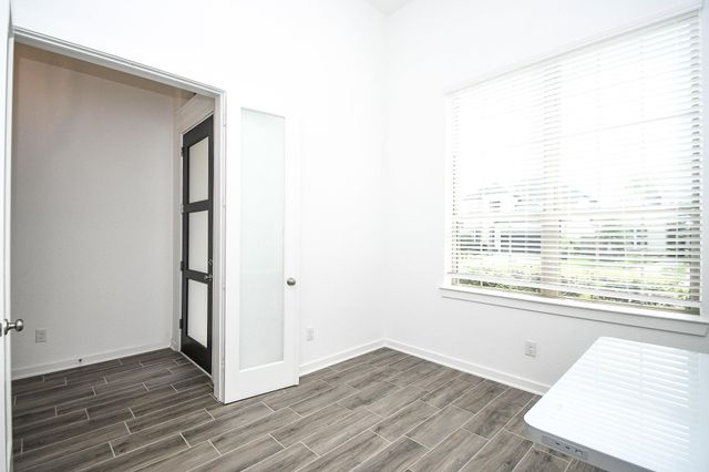 1219 Carswell Grove Drive, Missouri City, TX 77459