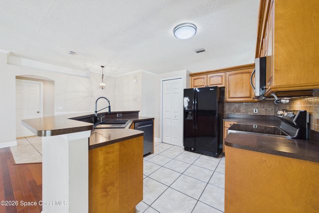 1510 Gardenton Street NW, Palm Bay, FL 32907