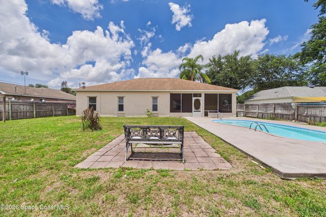 1510 Gardenton Street NW, Palm Bay, FL 32907