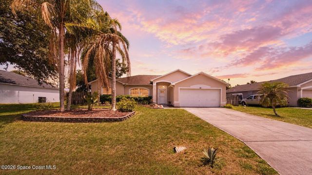 1510 Gardenton Street NW, Palm Bay, FL 32907