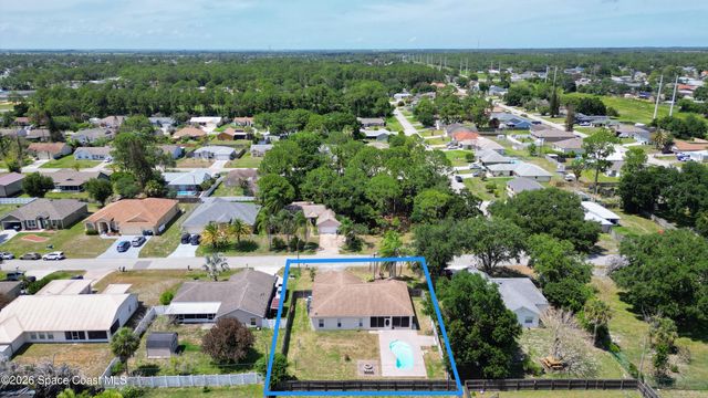 1510 Gardenton Street NW, Palm Bay, FL 32907