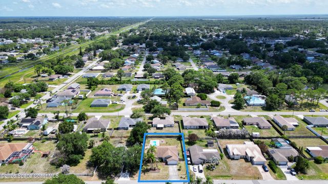 1510 Gardenton Street NW, Palm Bay, FL 32907