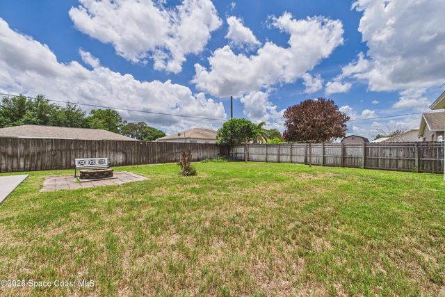 1510 Gardenton Street NW, Palm Bay, FL 32907