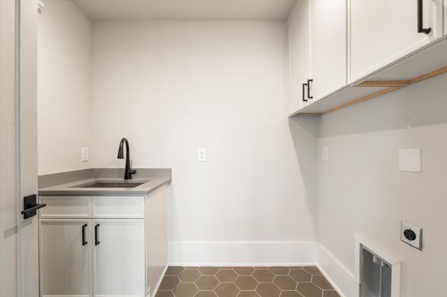 2806 Oakland Ave, Nashville, TN 37212