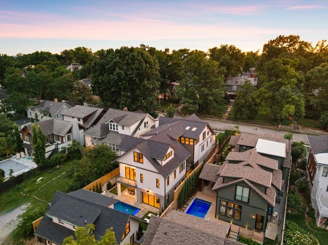 2806 Oakland Ave, Nashville, TN 37212