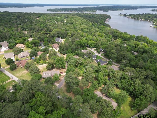 15714 Meadow Cir, Bullard, TX 75757