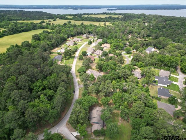 15714 Meadow Cir, Bullard, TX 75757