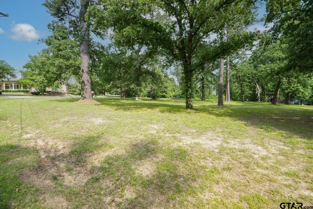 15714 Meadow Cir, Bullard, TX 75757