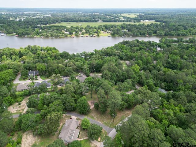 15714 Meadow Cir, Bullard, TX 75757