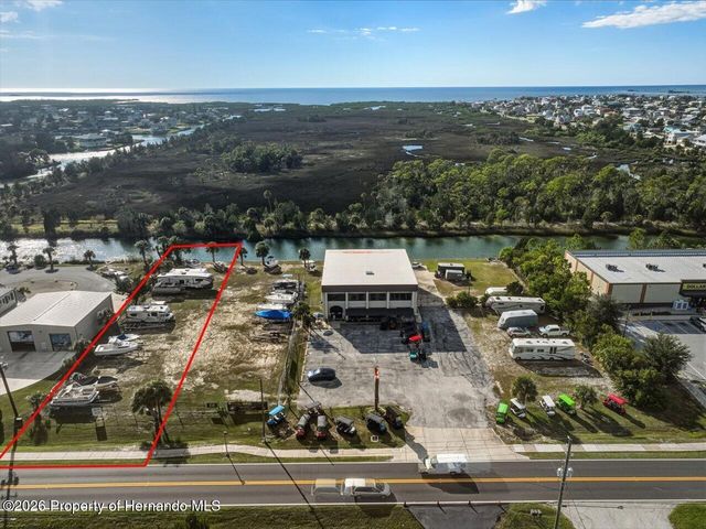 4007 Shoal Line Boulevard, Hernando Beach, FL 34607
