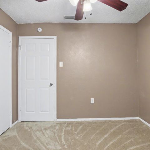 805 Cherry Hills Drive, Lancaster, TX 75134