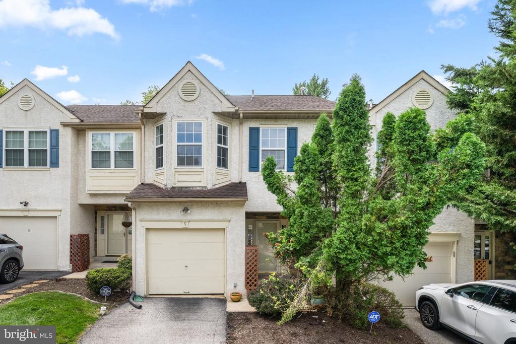 9 PLUM CT, LAFAYETTE HILL, PA 19444 — exterior