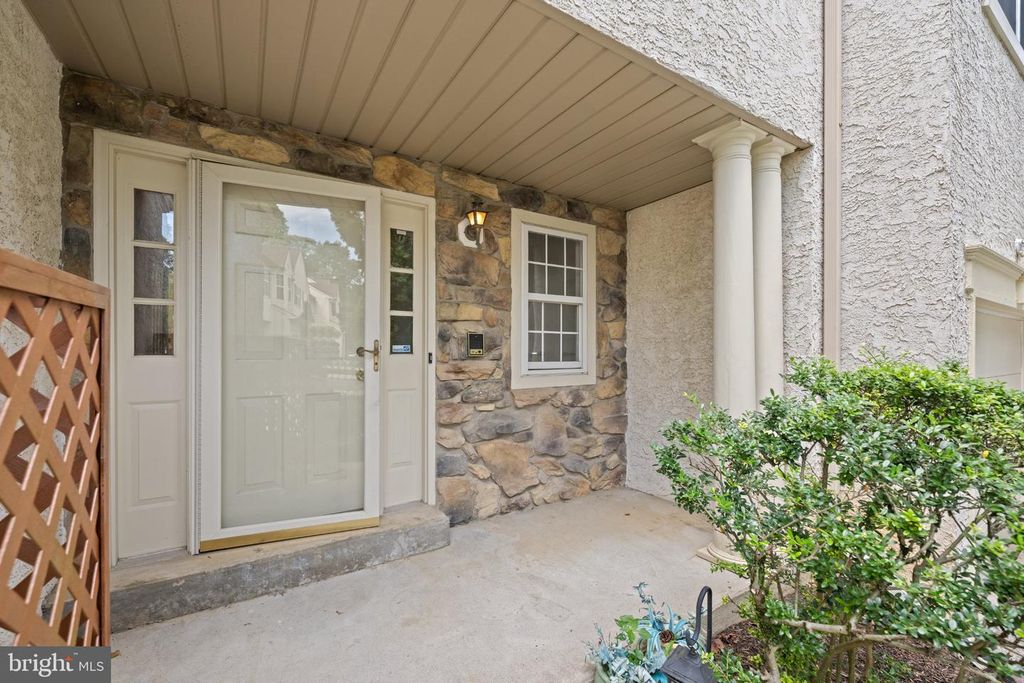 9 PLUM CT, LAFAYETTE HILL, PA 19444 — photo 2