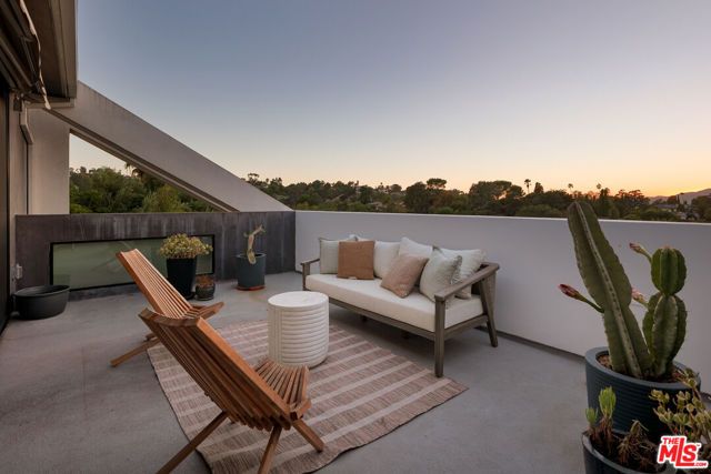 4752 Baltimore Street, Los Angeles, CA 90042