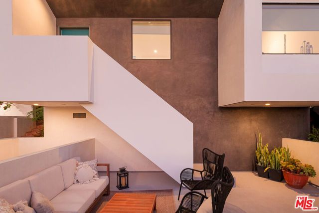 4752 Baltimore Street, Los Angeles, CA 90042