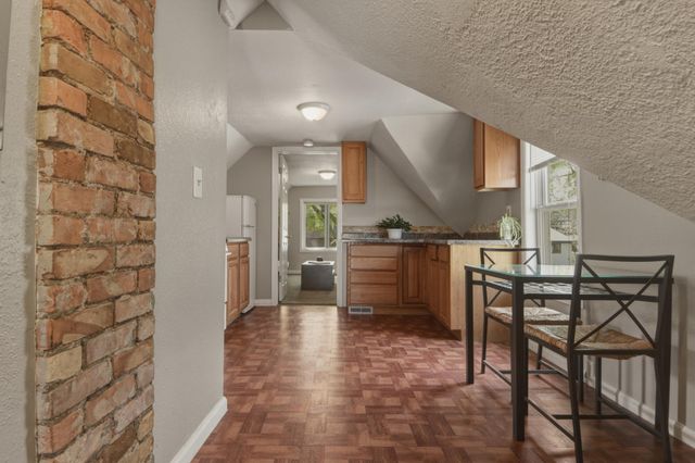751 Minnehaha Avenue W, Saint Paul, MN 55104
