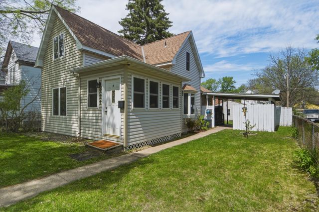 751 Minnehaha Avenue W, Saint Paul, MN 55104